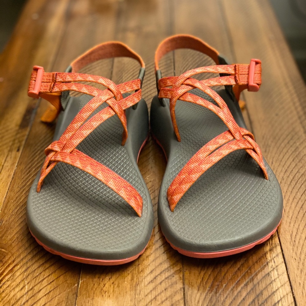 Chaco Sandals 🦎 Women’s size 8 like New